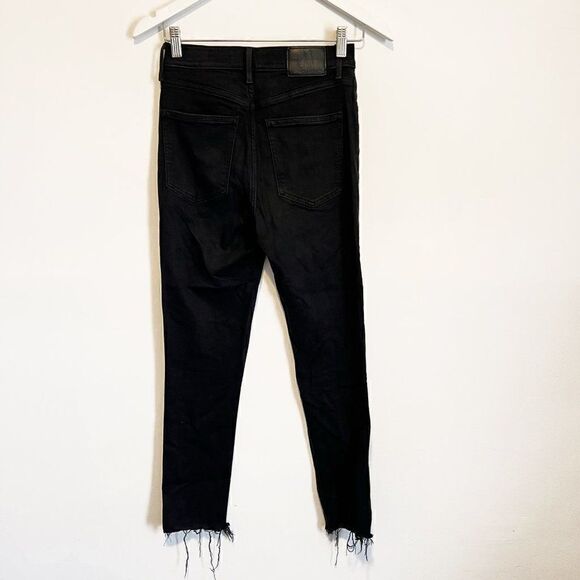 Aritzia Denim Forum The Lola High Rise Skinny Crop Raw Hem Jeans - Picture 3 of 9